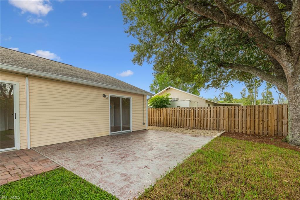 SAN CARLOS PARK - Residential