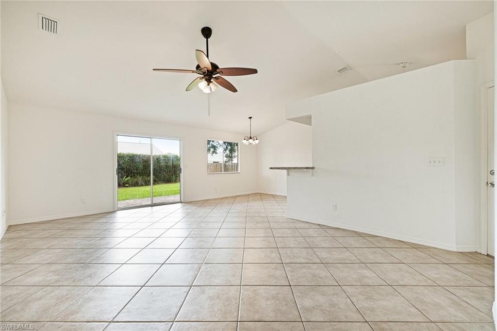 SAN CARLOS PARK - Residential