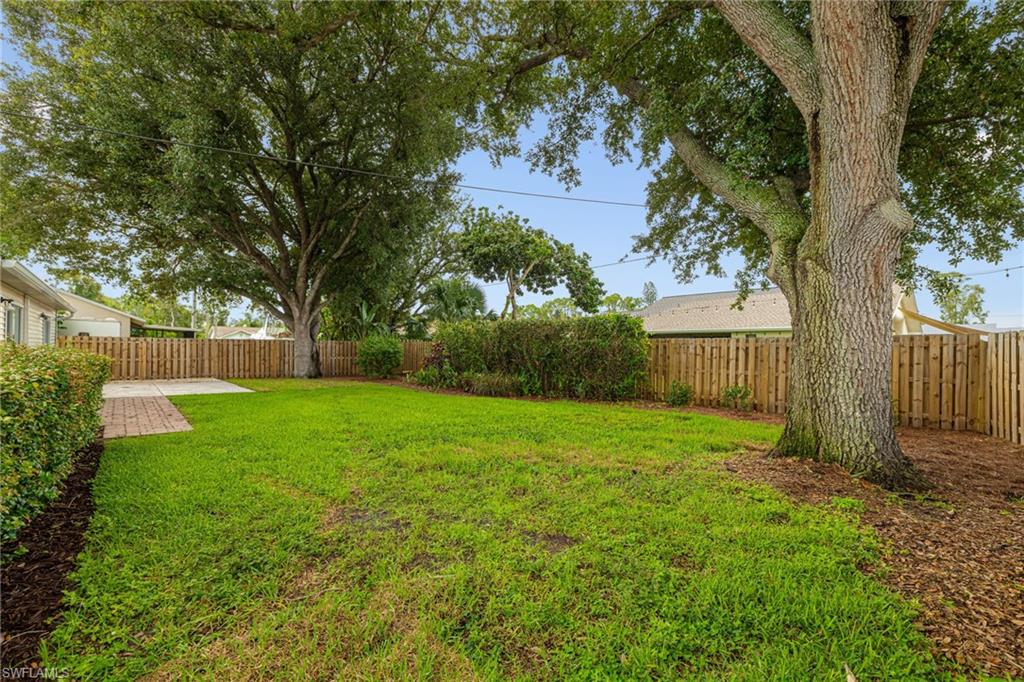 SAN CARLOS PARK - Residential