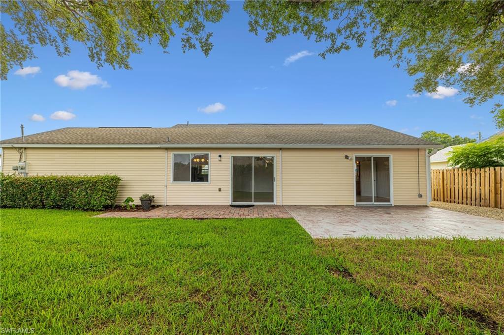 SAN CARLOS PARK - Residential