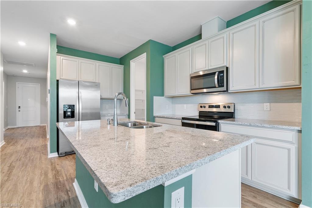 LAKE BABCOCK - Residential