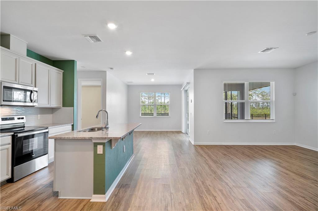 LAKE BABCOCK - Residential