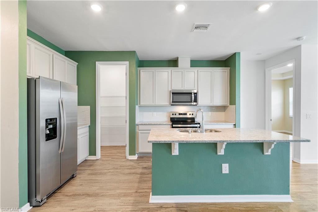 LAKE BABCOCK - Residential