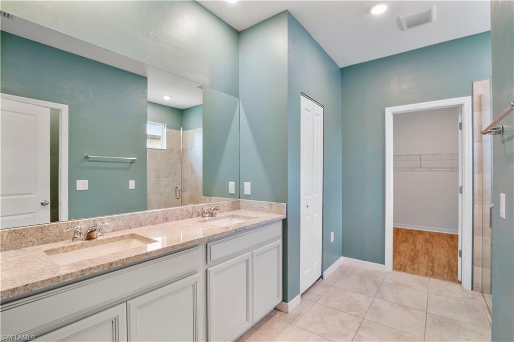 LAKE BABCOCK - Residential