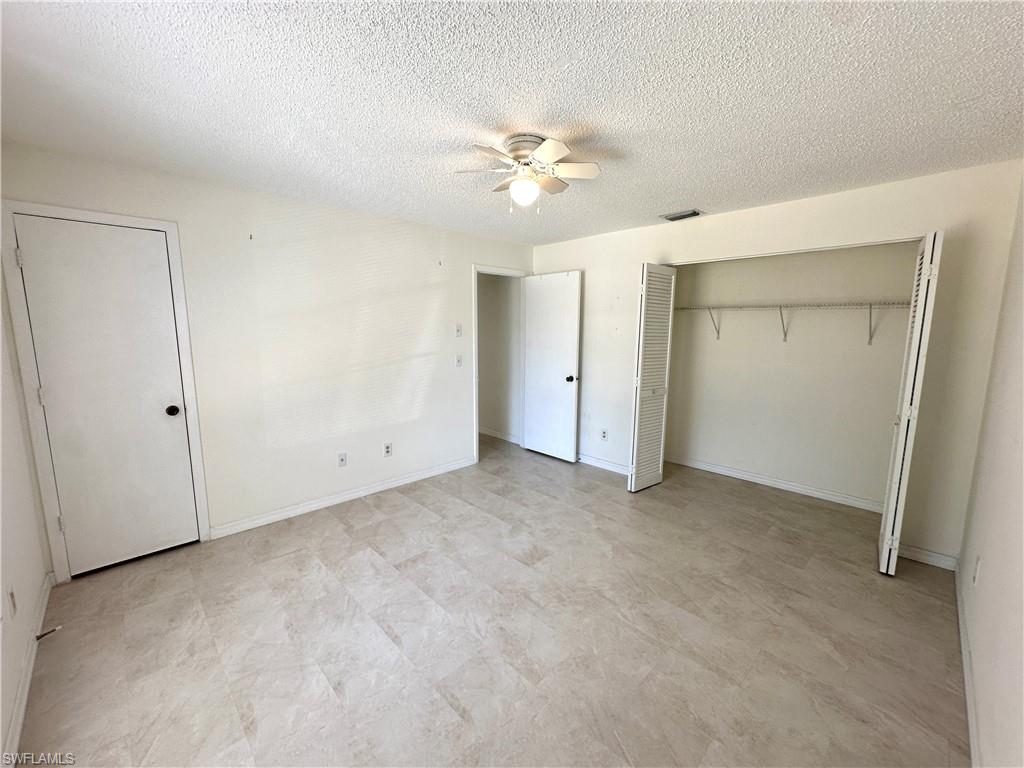 SAN CARLOS PARK - Residential