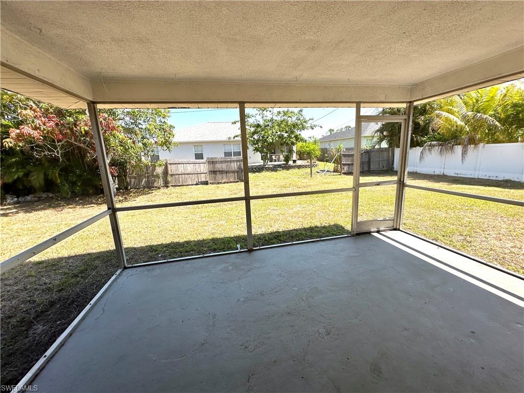 SAN CARLOS PARK - Residential