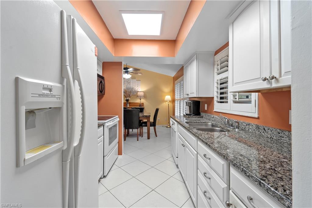 CLUB AT CRYSTAL LAKE CONDOMINIUM - Residential