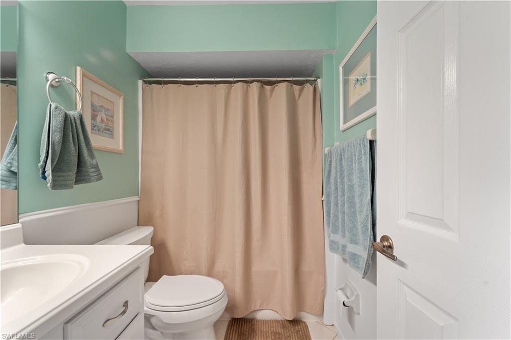 CLUB AT CRYSTAL LAKE CONDOMINIUM - Residential