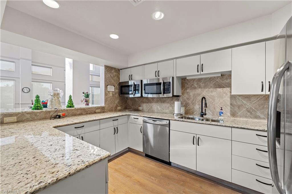 CLUB AT CRYSTAL LAKE CONDOMINIUM - Residential