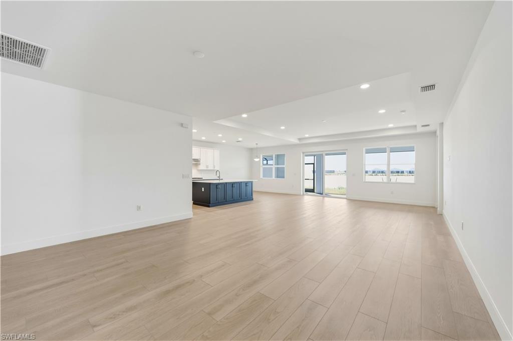 REGENCY - Residential