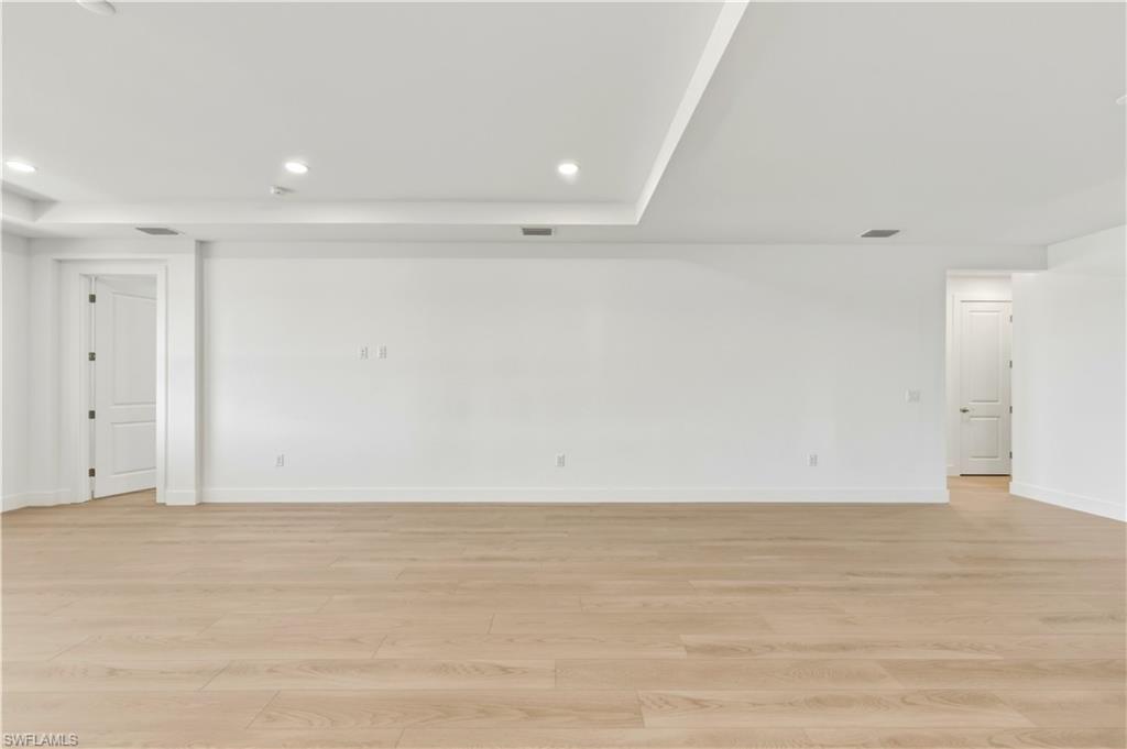 REGENCY - Residential