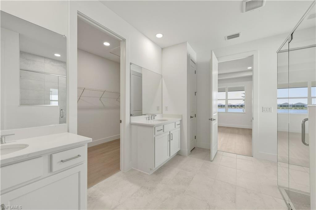 REGENCY - Residential