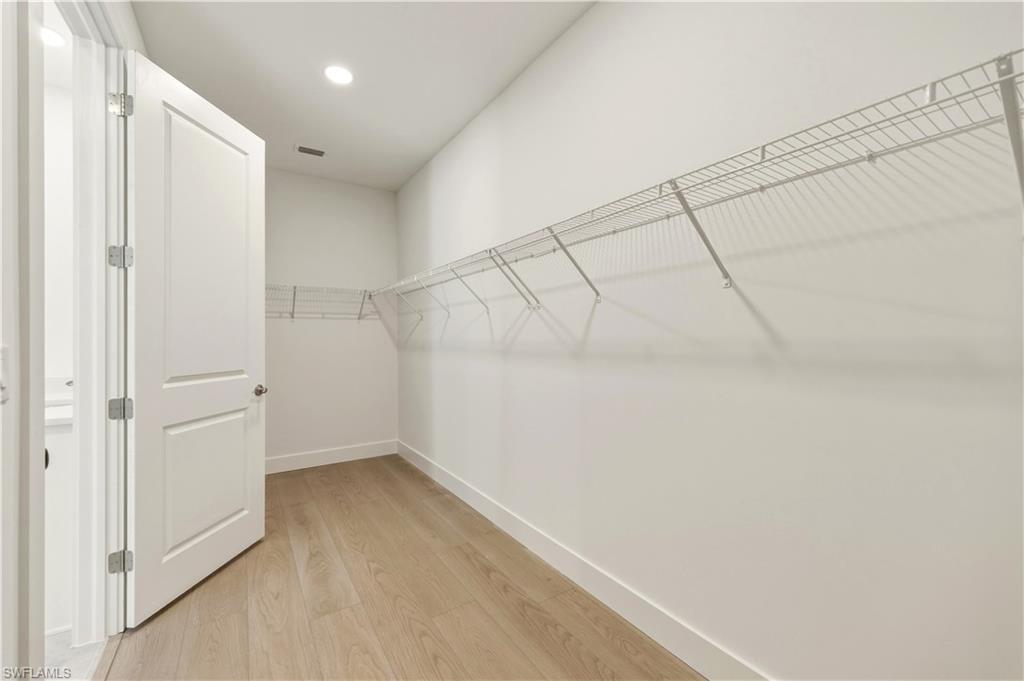 REGENCY - Residential