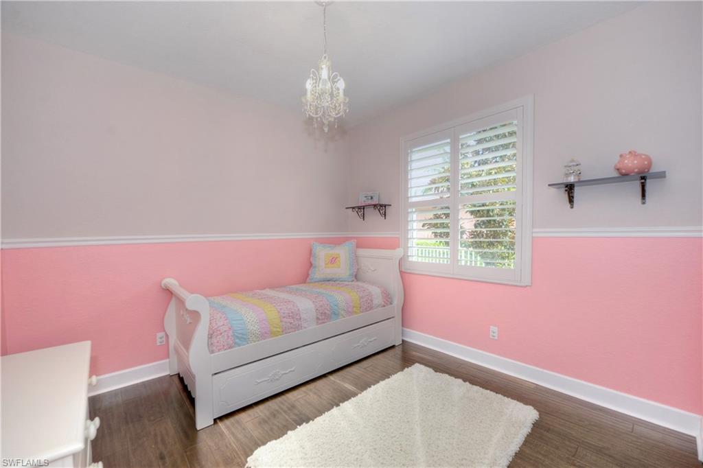 REFLECTION LAKES - Residential