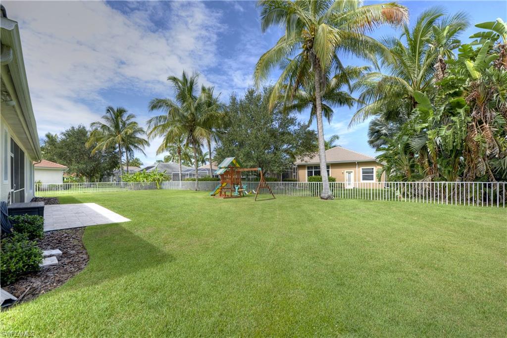 REFLECTION LAKES - Residential