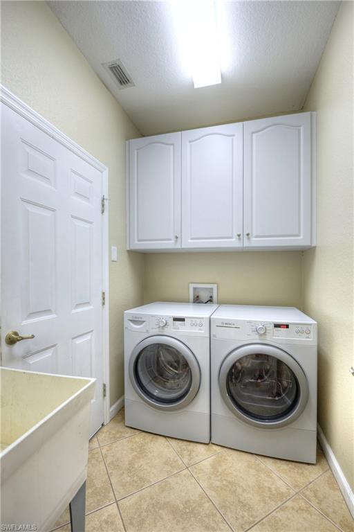 REFLECTION LAKES - Residential