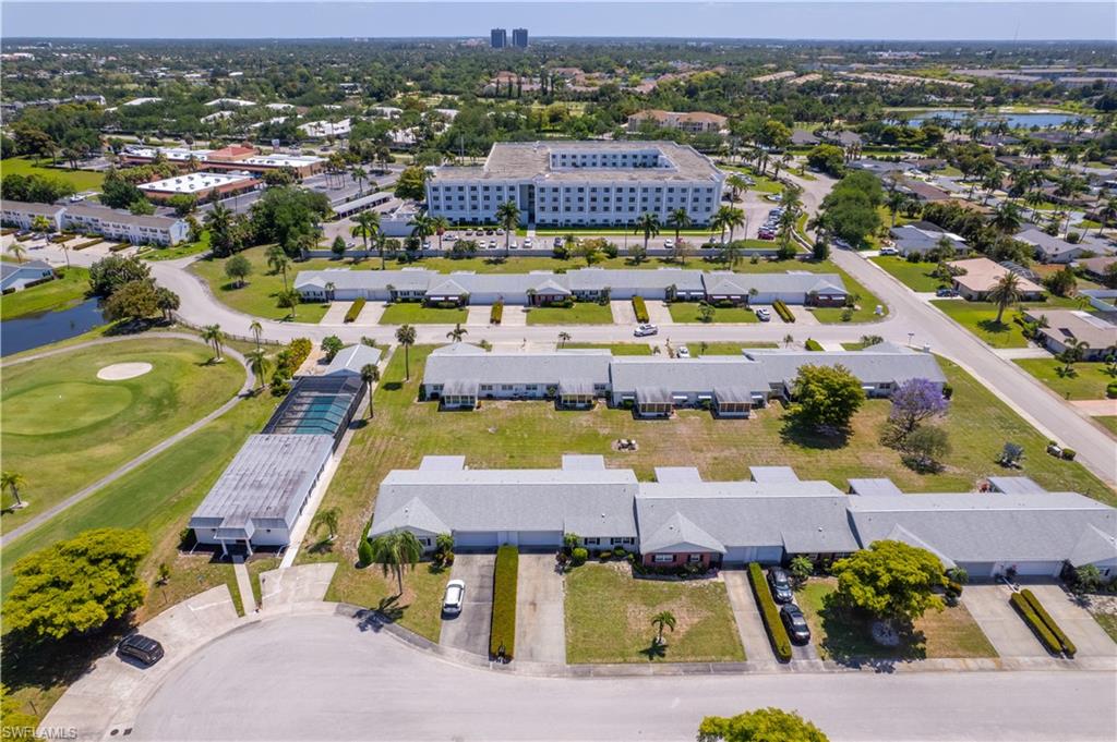 MYERLEE ESQUIRE COURTS CONDO - Residential