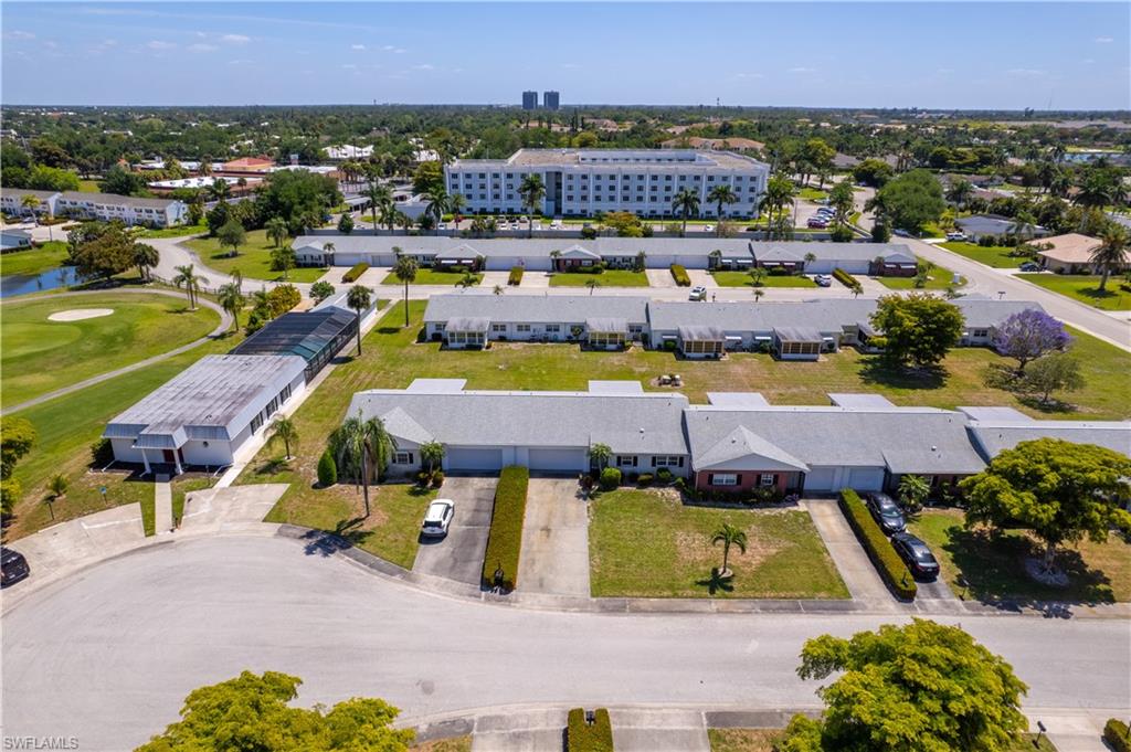 MYERLEE ESQUIRE COURTS CONDO - Residential