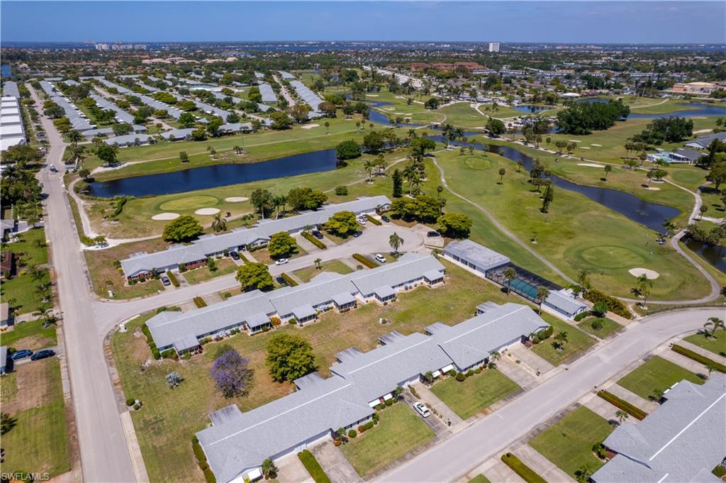 MYERLEE ESQUIRE COURTS CONDO - Residential