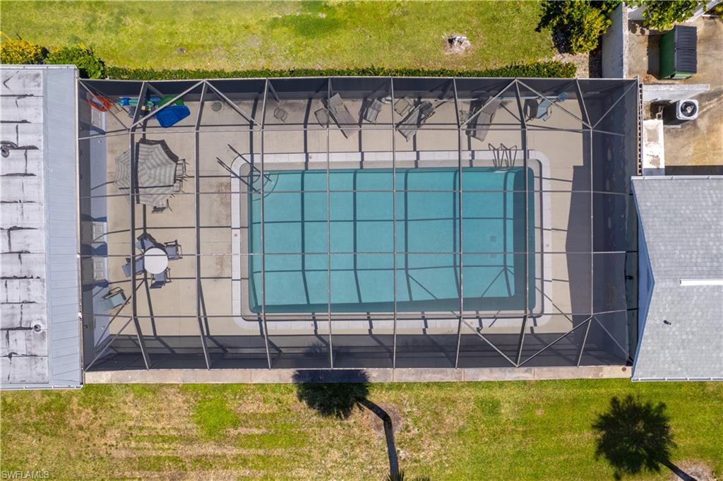 MYERLEE ESQUIRE COURTS CONDO - Residential