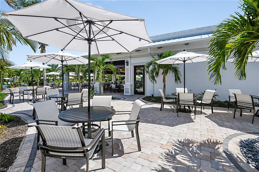ESPLANADE LAKE CLUB - Residential