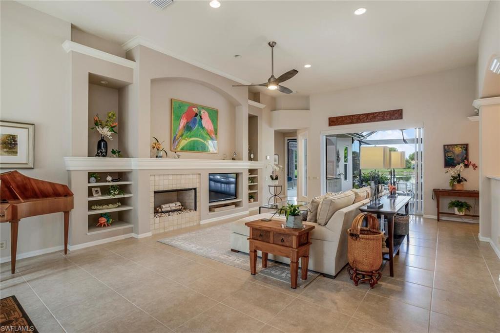 2839 Lone Pine LN NW