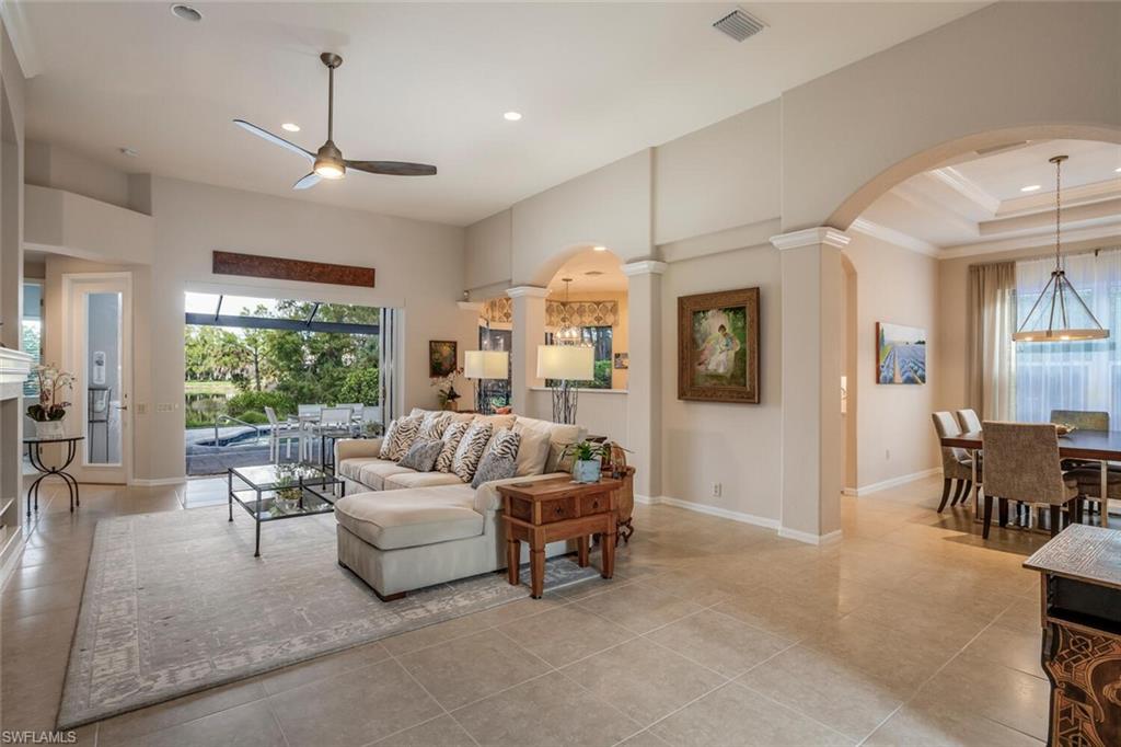 2839 Lone Pine LN NW