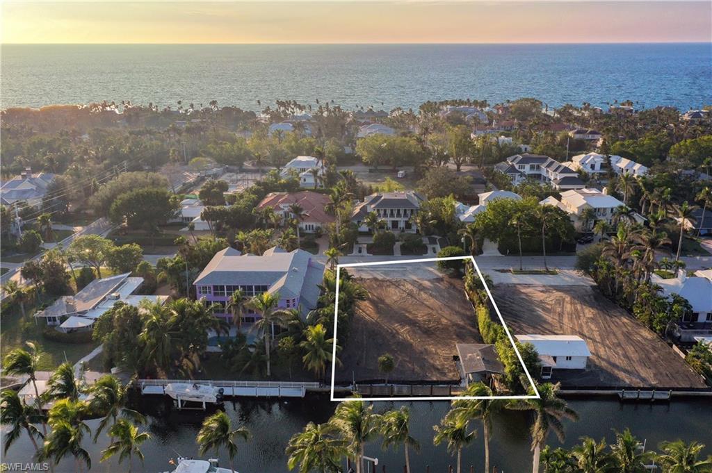 AQUALANE SHORES - Land