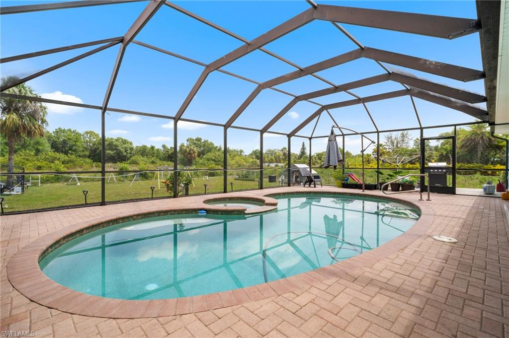 BUCKINGHAM - Residential