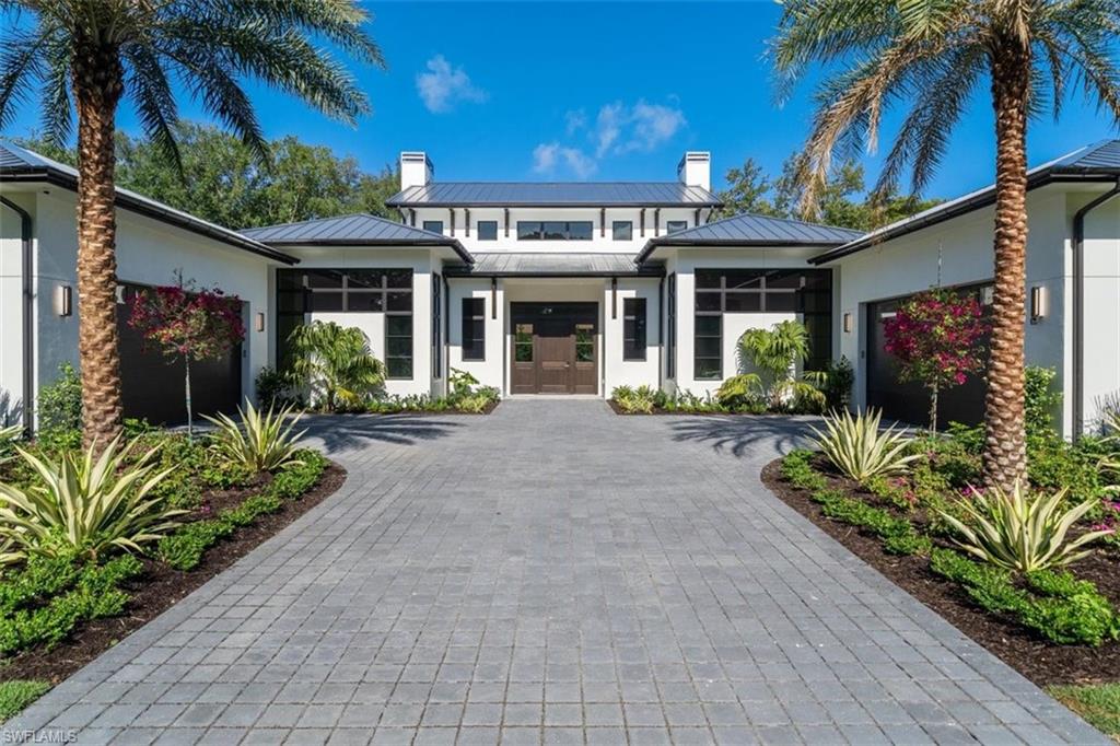 PELICAN BAY WOODS - Residential