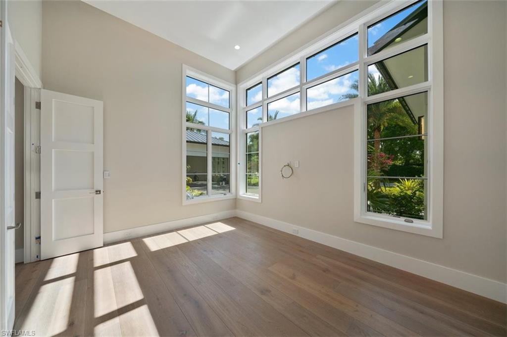 PELICAN BAY WOODS - Residential