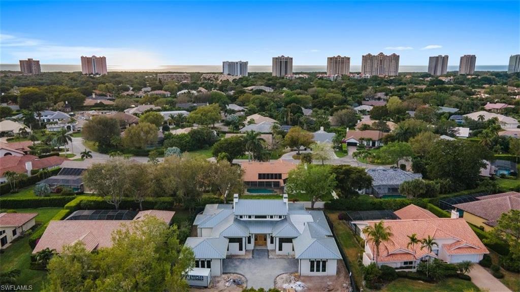 PELICAN BAY WOODS - Residential