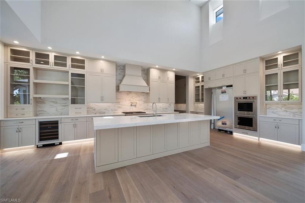 PELICAN BAY WOODS - Residential