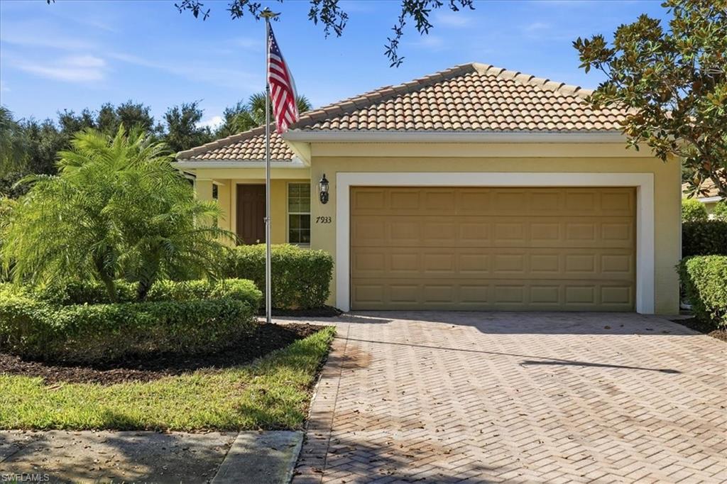 BELLERA WALK - Residential