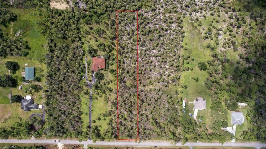Great opportunity to own 1.14 acres of Residential Land in Golden Gate Estates, one of the fastest growing areas just 30 minutes away from Naples City and beaches. Groceries and shopping center close by. Easy access from the I-75. This is an awesome block with new homes and many others currently under construction. A new bridge on 10 Ave SE is in the approval process, it will allow quick access to Everglades Blvd and Palmetto Elementary School. Property is located in 12th Ave SE and does not have an official address, it is between 4154 12th Ave SE and 4220 12th Ave SE. These are the coordinates 26°12'29.0"N 81°31'19.7"W, you can copy and paste on Google Maps.
Measurements of the property are not exact, they are estimates only, buyers are responsible to determine the exact measurements.