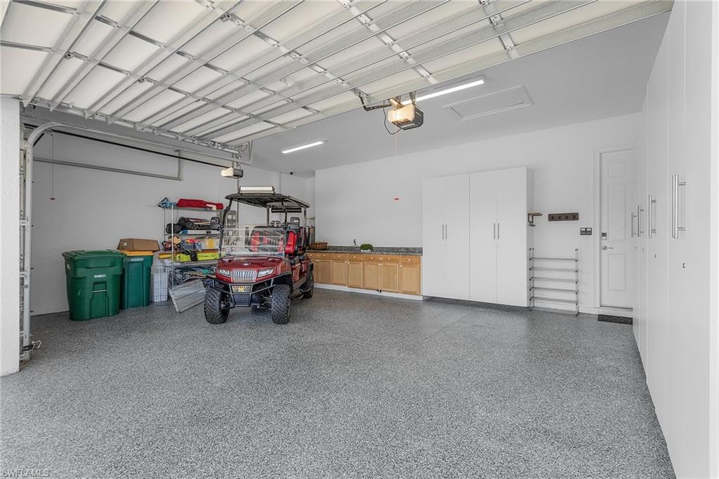 SUTTON CAY - Residential Lease