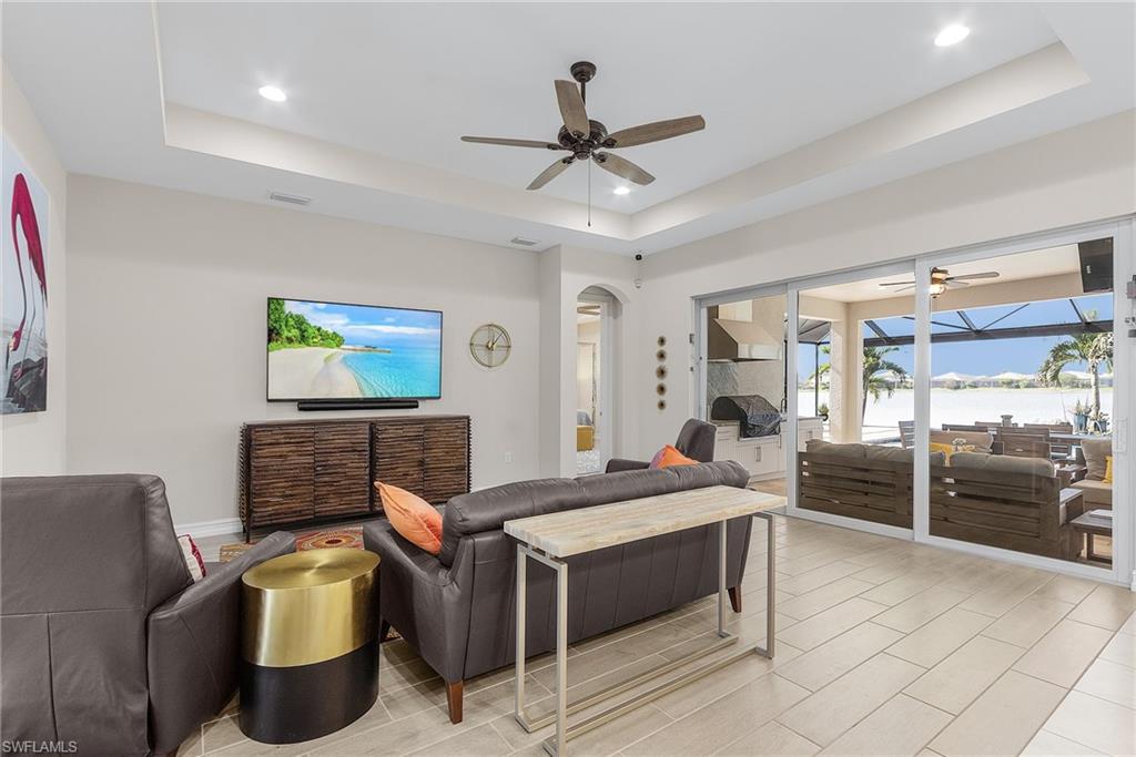 SUTTON CAY - Residential Lease