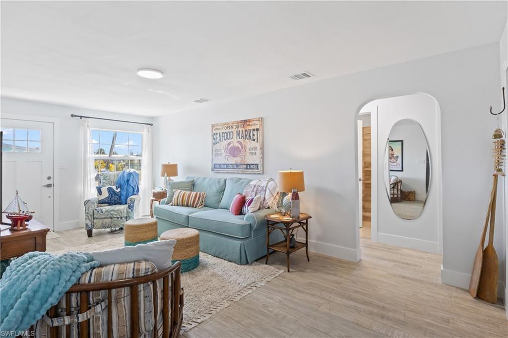 ISLAND HARBORS - Residential