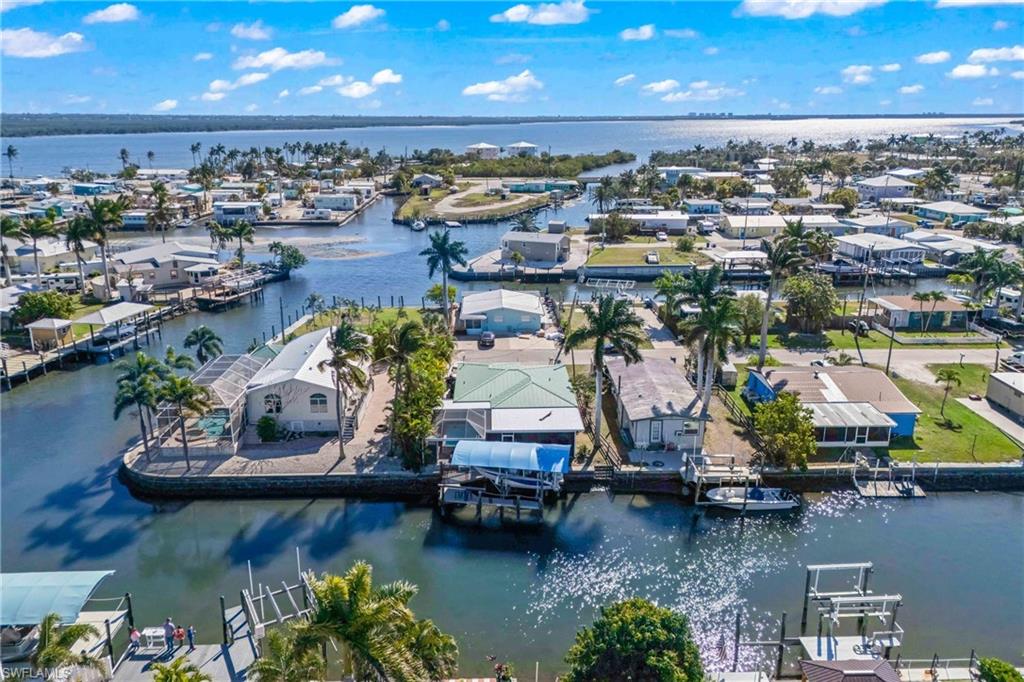 ISLAND HARBORS - Residential