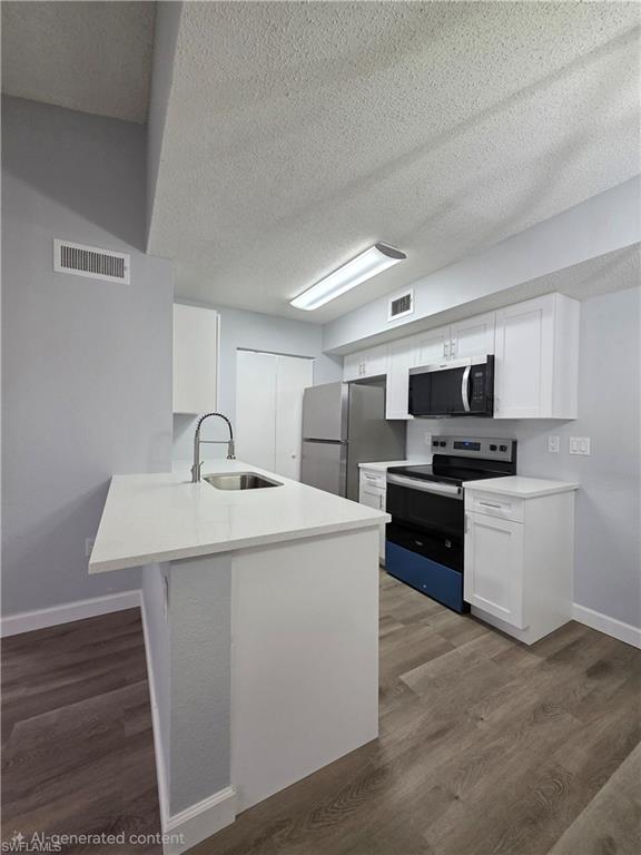 VENETIAN PALMS - Residential Lease