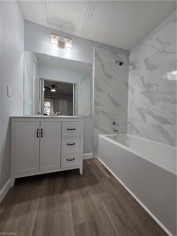 VENETIAN PALMS - Residential Lease