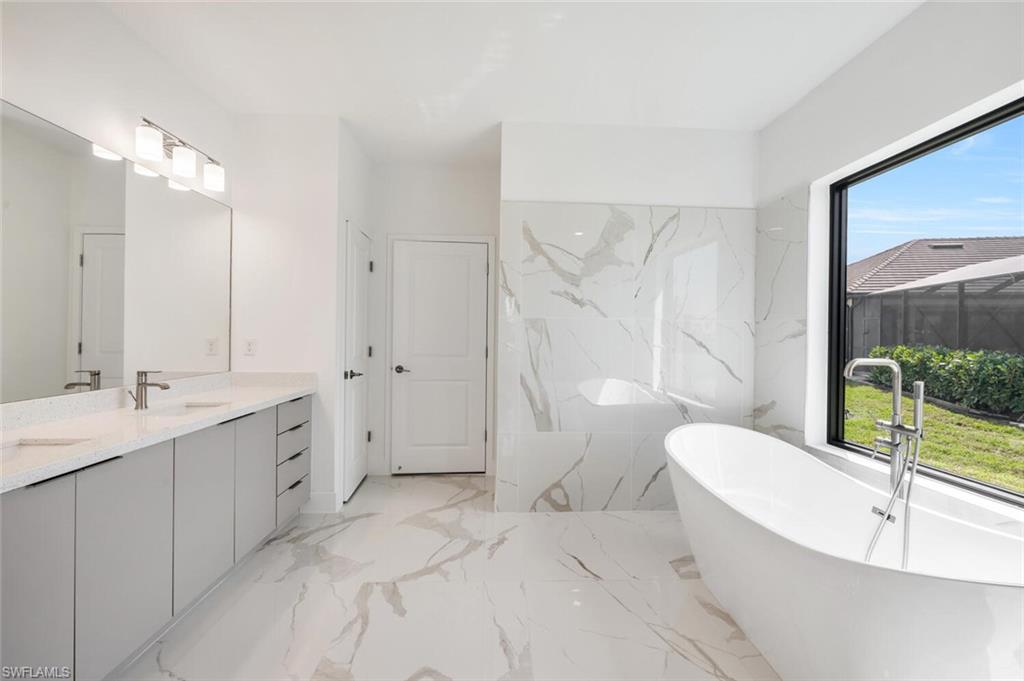 BURNT STORE LAKES - Residential