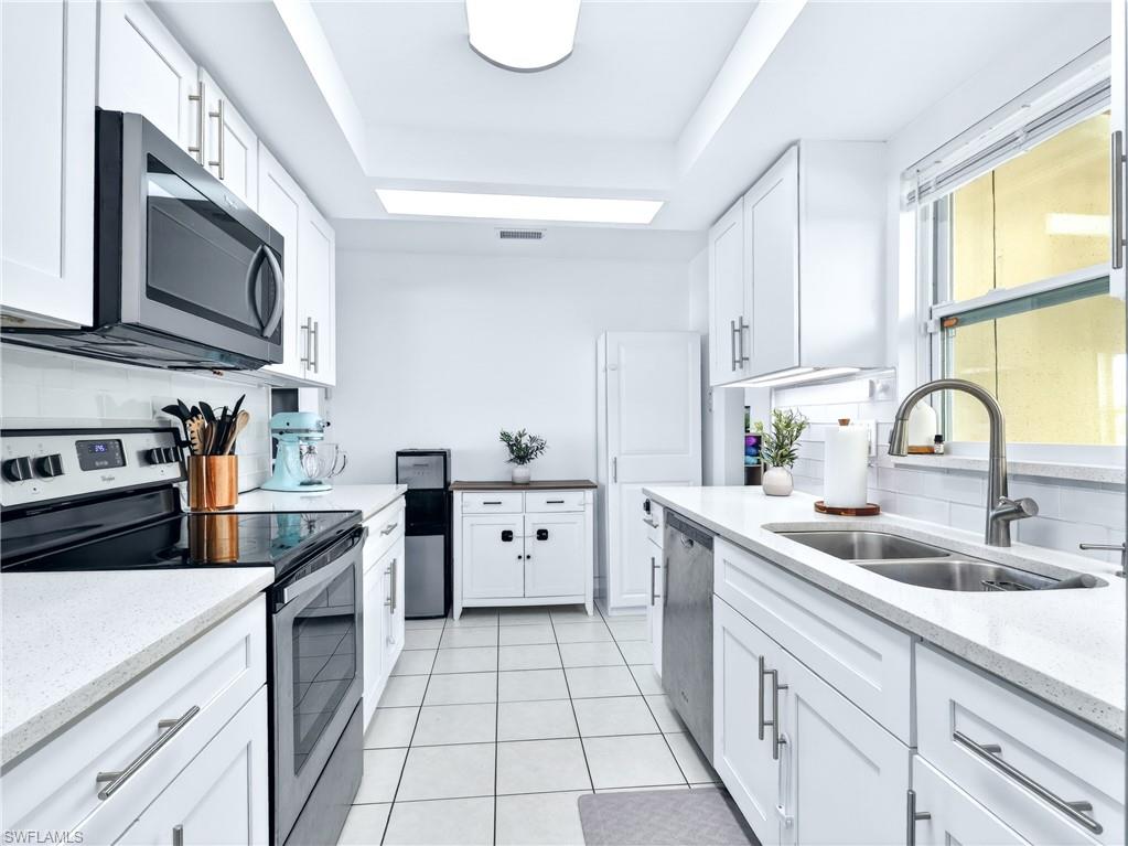 PORT CHARLOTTE - Residential