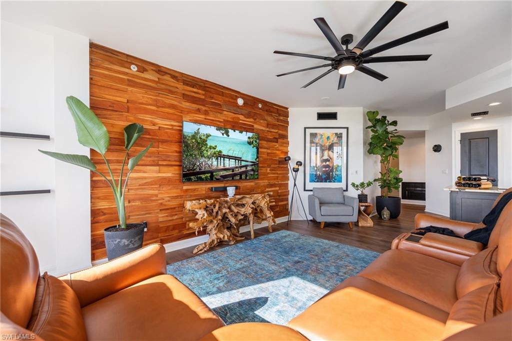 NORTH STAR YACHT CLUB - Residential