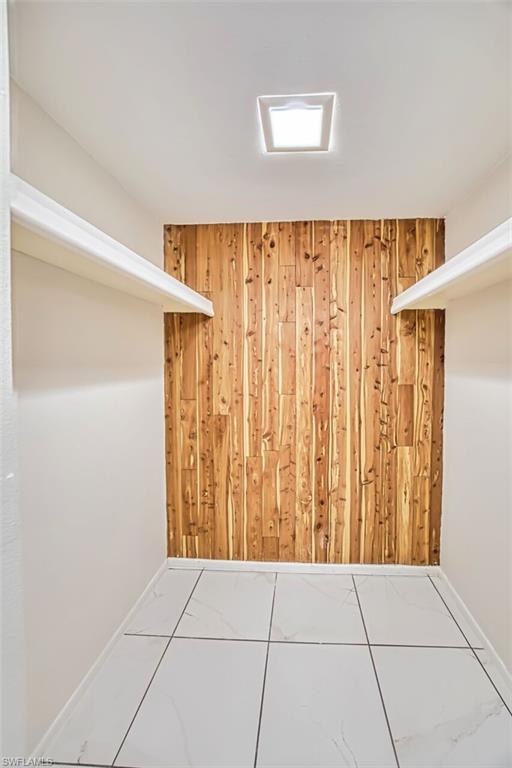 SEVEN LAKES - Residential