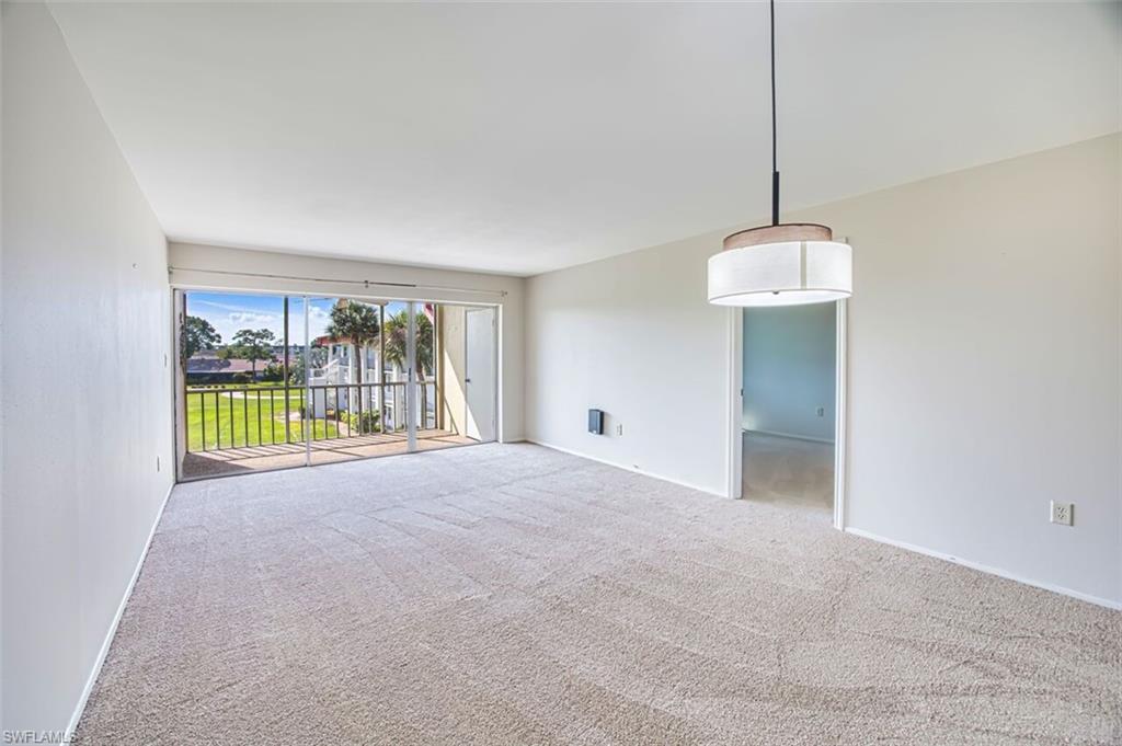 SEVEN LAKES - Residential