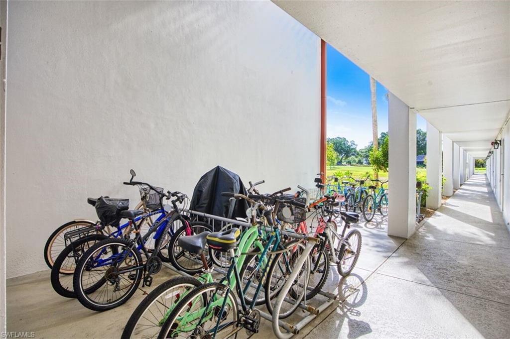 SEVEN LAKES - Residential