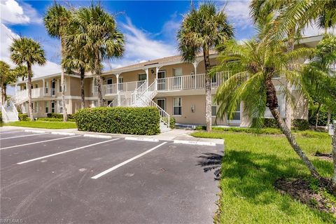 A home in NAPLES