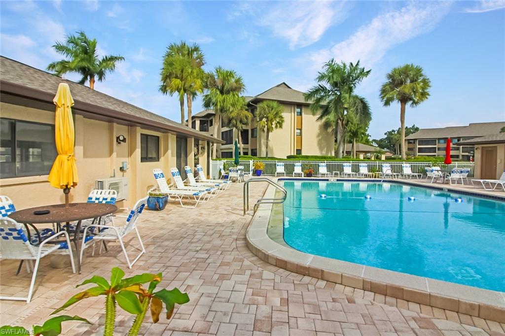 COMMODORE CLUB - Residential