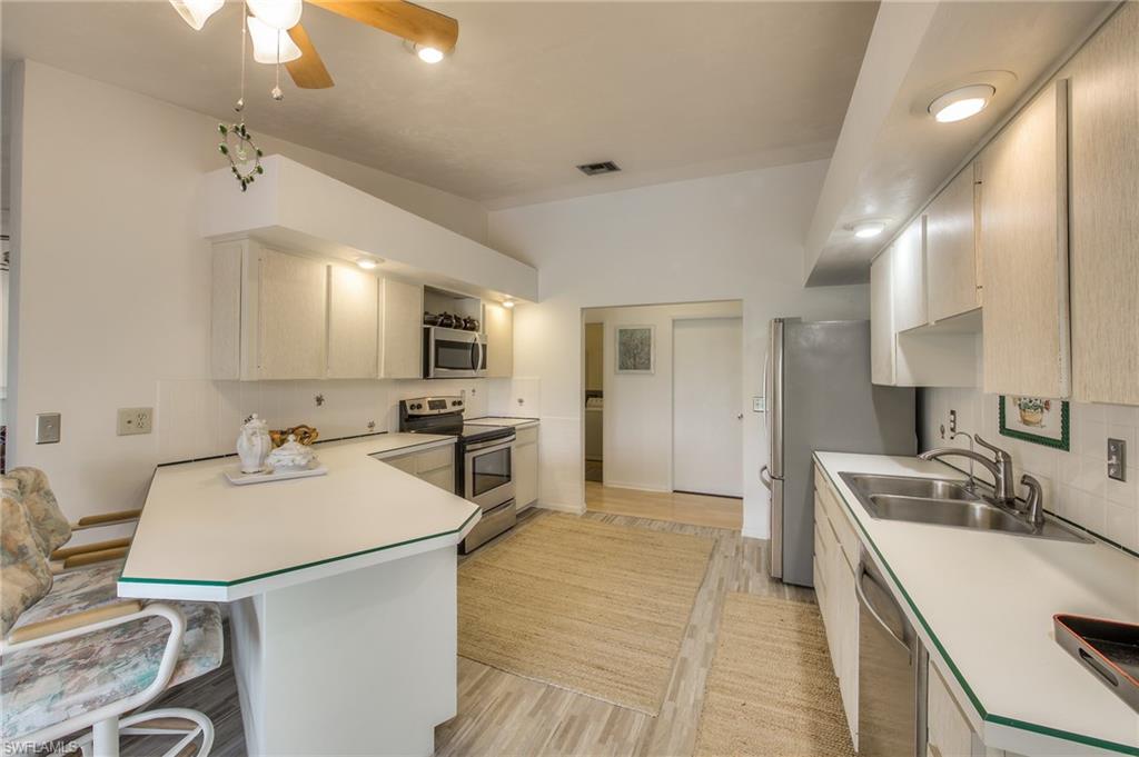 IMPERIAL GOLF ESTATES - Residential